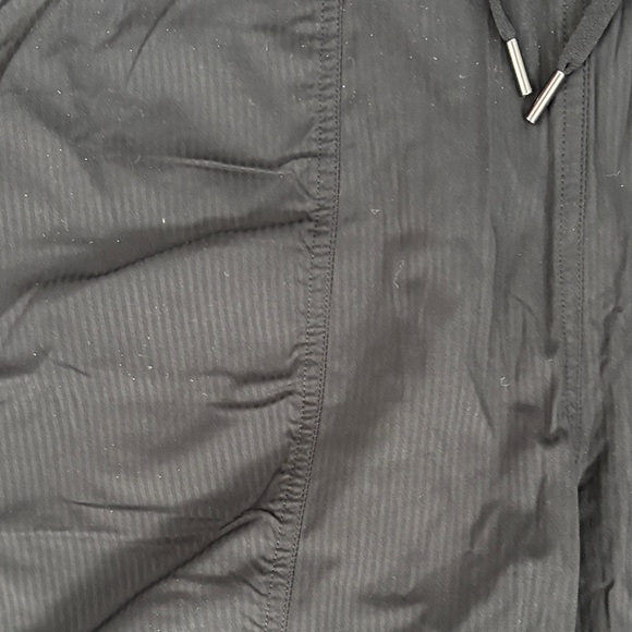 CRZ YOGA Women's Black Joggers - Picture 4 of 5